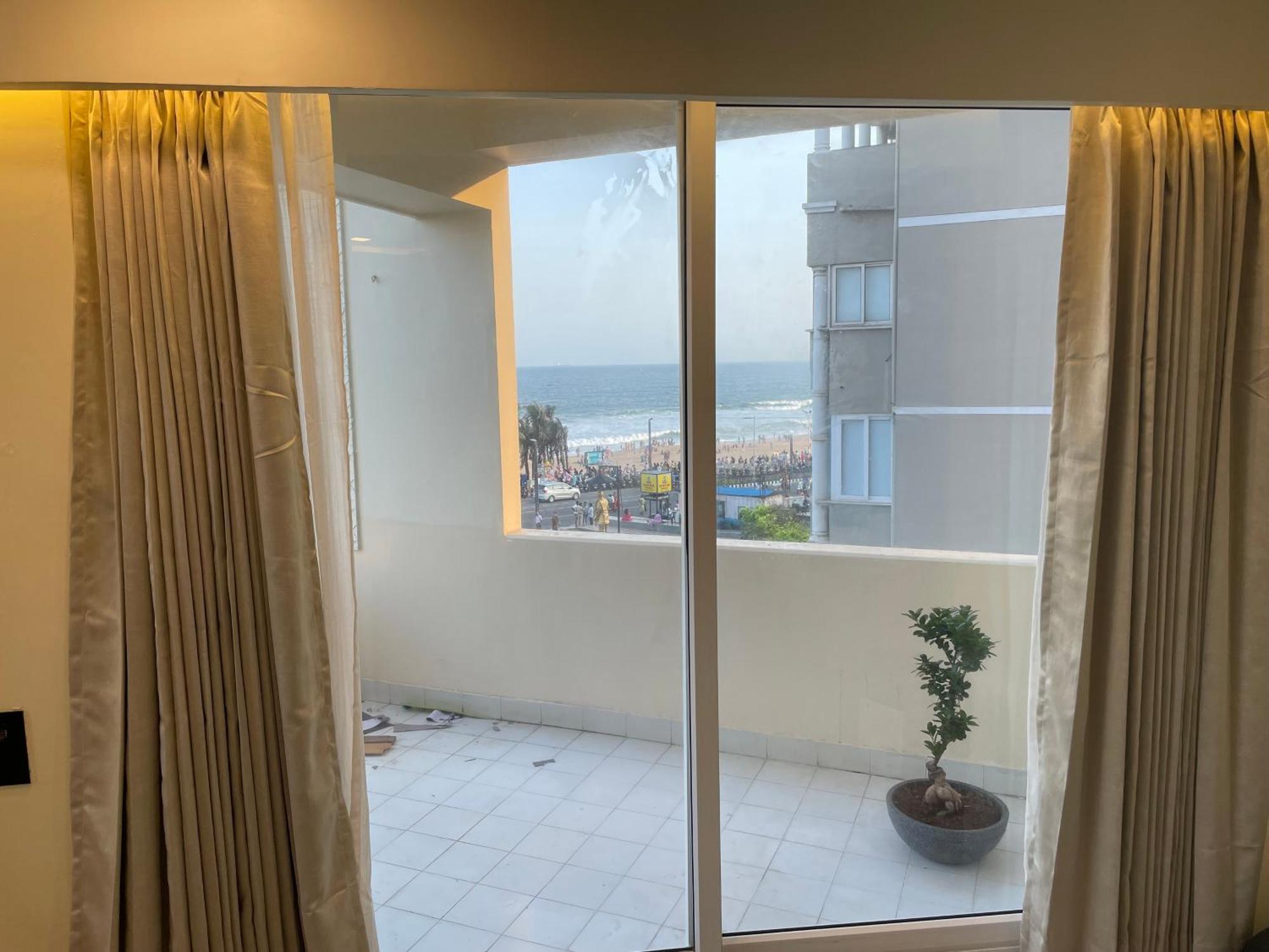 Apartamento Ocean'S Edge Visakhapatnam Exterior foto